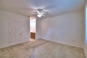 1507 Vienna Square Dr, Winter Haven, FL 33884 - Photo 11