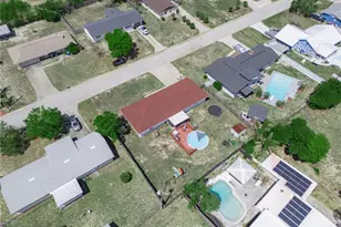 828 Brentwood Dr, Lake Wales, FL 33898 - Photo 25