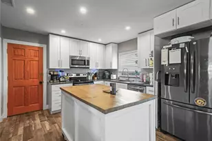 828 Brentwood Dr, Lake Wales, FL 33898 - Photo 7