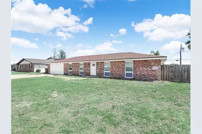 828 Brentwood Drive, Lake Wales, FL 33898 - Photo 3