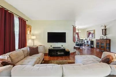 337 E Sessoms Avenue, Lake Wales, FL 33853 - Photo 11