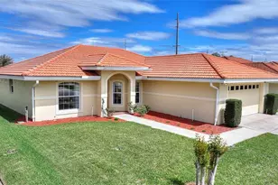 144 Morning Glory Cir, Winter Haven, FL 33884 - Photo 1