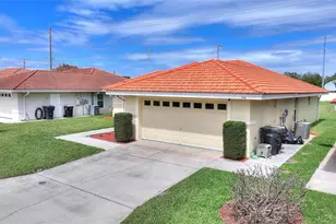 144 Morning Glory Cir, Winter Haven, FL 33884 - Photo 3