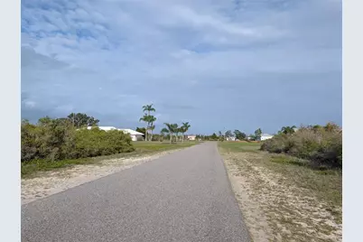 12 Poinciana Drive, Indian Lake Estates, FL 33855 - Photo 3