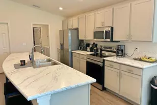 737 Daphne Dr, Polk City, FL 33868 - Photo 9