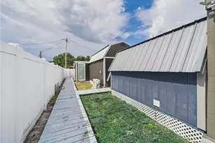 221 1st St, Davenport, FL 33837 - Photo 35