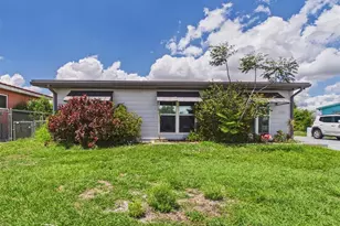 22040 Felton Ave, Port Charlotte, FL 33952 - Photo 23