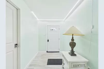 420 Greenwich Avenue NW, Port Charlotte, FL 33952 - Photo 3