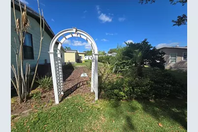 6309 Grove Pointe Drive SE, Winter Haven, FL 33884 - Photo 11