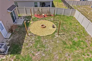 1356 Berry Ln, Davenport, FL 33837 - Photo 13