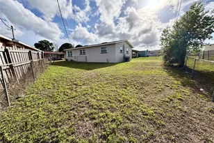 915 W 13th St, Lakeland, FL 33805 - Photo 5