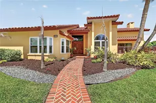 5965 Pier Pl Dr, Lakeland, FL 33813 - Photo 9