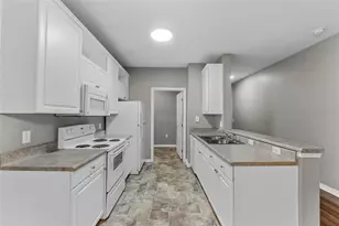 1008 Hemingway Cir, Haines City, FL 33844 - Photo 13