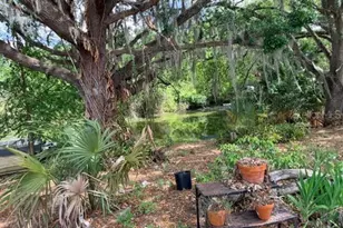 2006 Blue Lake Dr, Lakeland, FL 33801 - Photo 5