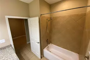 532 Manns Harbor Dr, Apollo Beach, FL 33572 - Photo 9