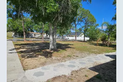 4136 Rolling Hills Court E, Lake Wales, FL 33898 - Photo 3