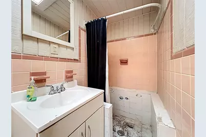 5402 Parkway Drive, Belle Isle, FL 32809 - Photo 7