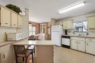 6473 Peppertree Path NE, Winter Haven, FL 33881 - Photo 17