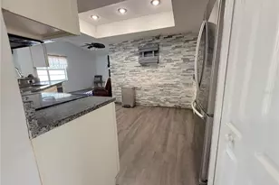 1160 Manitoba St, Deltona, FL 32725 - Photo 11