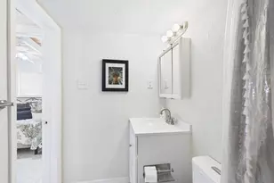 6006 Midnight Pass Rd, Sarasota, FL 34242 - Photo 17