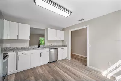 5356 Spivey Glen Court, Lakeland, FL 33810 - Photo 9