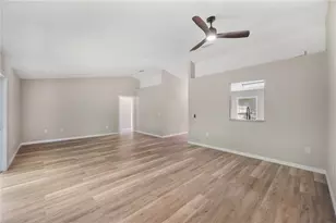 5356 Spivey Glen Ct, Lakeland, FL 33810 - Photo 7