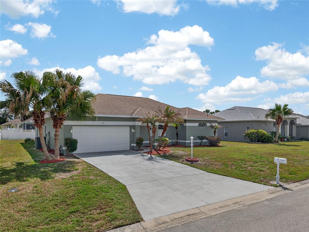131 Ruby Lake Dr - 131 Ruby Lake Dr, Winter Haven, FL 33884 Luxury Property | Jose Angel Pina