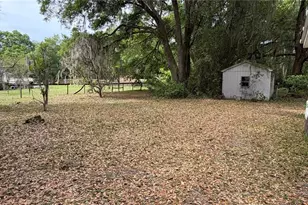 7526 NE 221st St, Melrose, FL 32666 - Photo 11
