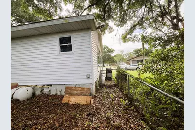 121 Maris Court, Lakeland, FL 33809 - Photo 21