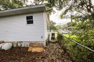 121 Maris Ct, Lakeland, FL 33809 - Photo 21