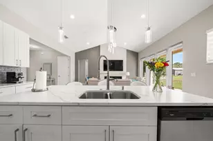 2009 Flower Terrace, Sebring, FL 33875 - Photo 9