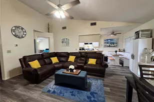 5003 Cimarron Dr, Lakeland, FL 33813 - Photo 3