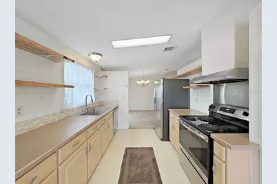 1704 Quail Hill Dr, Lakeland, FL 33810 - Photo 15