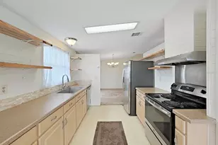 1704 Quail Hill Dr, Lakeland, FL 33810 - Photo 15