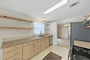 1704 Quail Hill Dr, Lakeland, FL 33810 - Photo 17