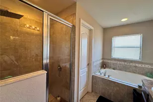 2235 Lakeridge Dr, Winter Haven, FL 33881 - Photo 13