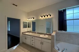 725 Country Walk Cove, Eagle Lake, FL 33839 - Photo 27