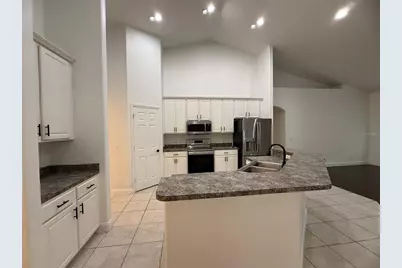 725 Country Walk Cove, Eagle Lake, FL 33839 - Photo 17