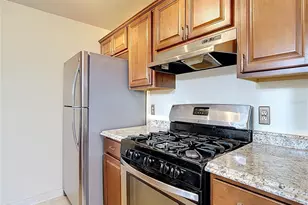 2040 San Marcos Dr SE, Winter Haven, FL 33880 - Photo 9
