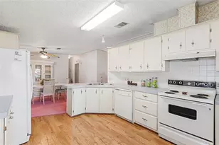 6002 Grand Oaks Dr SE, Winter Haven, FL 33884 - Photo 15