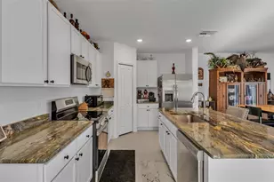 1985 Sarah St, Winter Haven, FL 33884 - Photo 9
