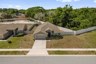 272 Arbuthnot St, Winter Haven, FL 33881 - Photo 3
