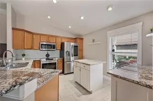 7256 Twin Cedar Ln, Lakeland, FL 33810 - Photo 11