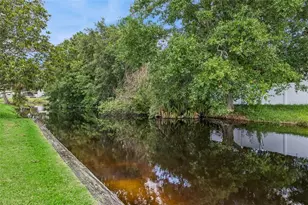 5274 Island View Cir N, Polk City, FL 33868 - Photo 47