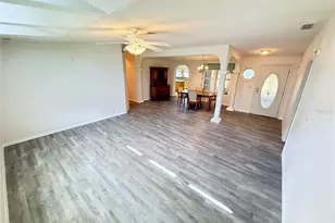 5274 Island View Cir N, Polk City, FL 33868 - Photo 21