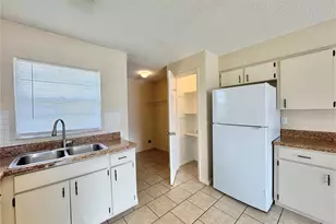 2540 Elm Ave, Lake Wales, FL 33898 - Photo 7