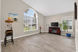 737 Santa Maria Dr, Winter Haven, FL 33884 - Photo 17
