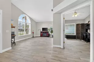 737 Santa Maria Dr, Winter Haven, FL 33884 - Photo 13
