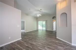 10458 Lucaya Dr, Tampa, FL 33647 - Photo 11