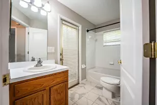 10458 Lucaya Dr, Tampa, FL 33647 - Photo 33